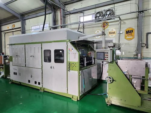 製品の生産設備についての説明,Auto Forming Machine,右からの角度