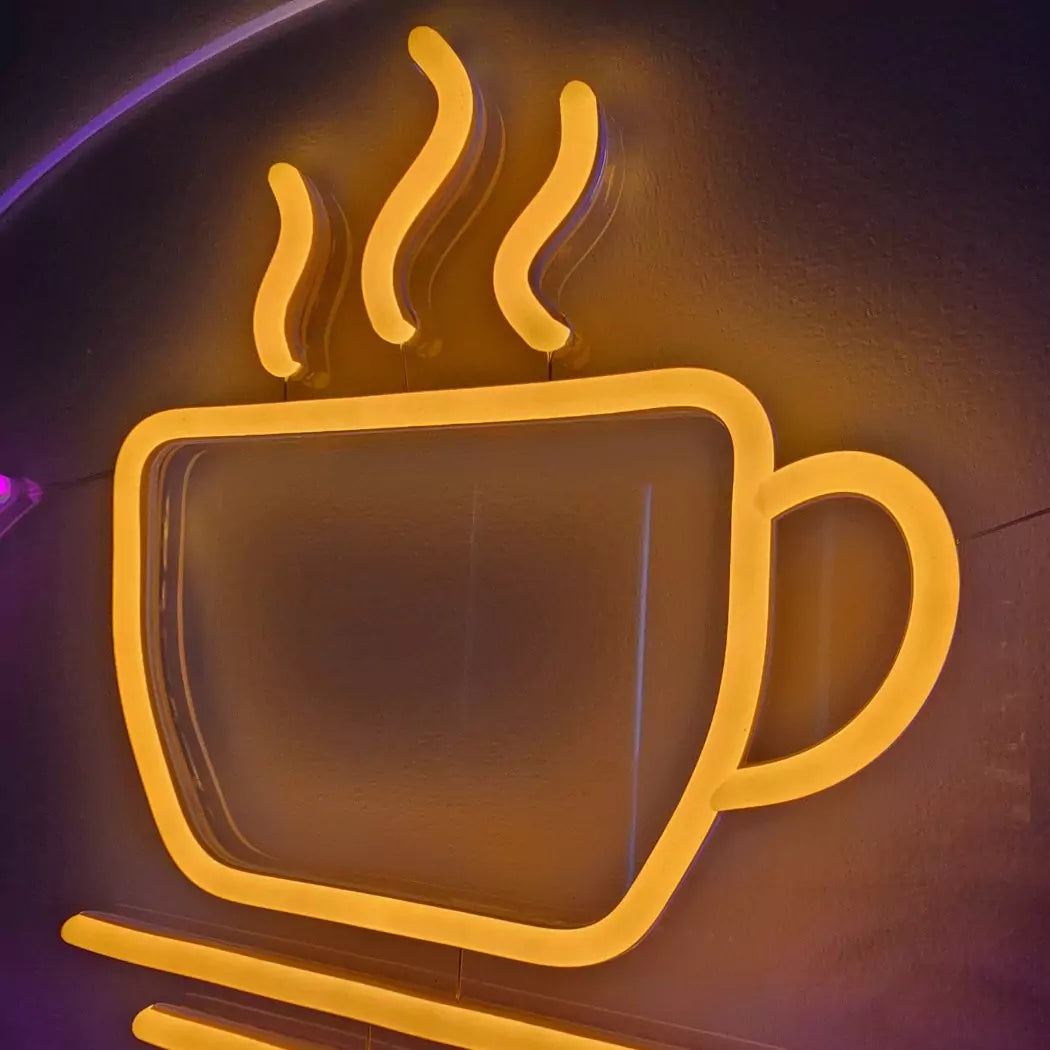 MANOCoffeeロゴのLEDネオンサイン看板  窓ガラス設置タイプのカップ部分をクローズアップ
