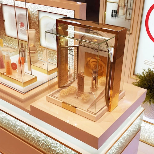 SUSと透明アクリルを用いた化粧品ディスプレイ,ショッピングモール,百貨店,フランチャイズドラッグストア,商業施設
