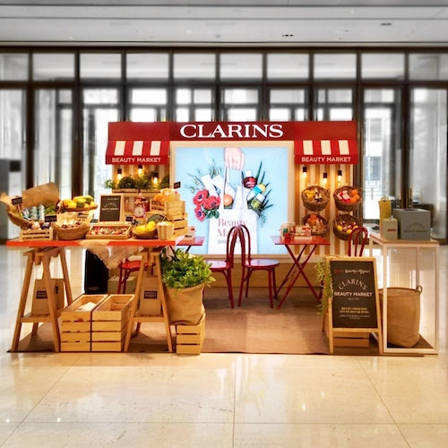 クラランス,化粧品売り場をモチーフにしたディスプレイ,ショッピングモール,百貨店,フランチャイズ