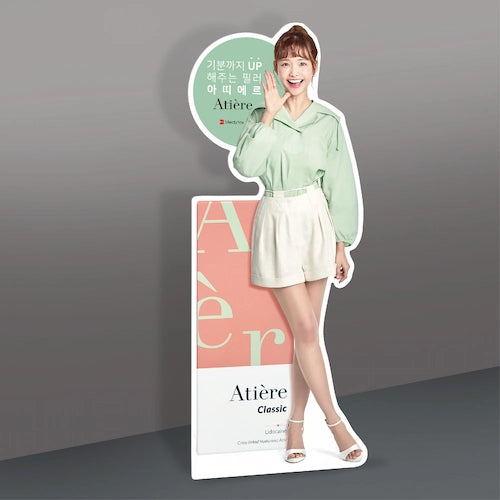 美容フィラーのPR用等身大パネル,展示会場,ショッピングモール,百貨店,商業施設,フランチャイズ