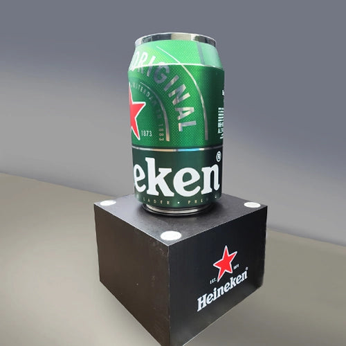 ハイネケン,缶を大型サイズ(高さ2M)で製作した電飾展示物