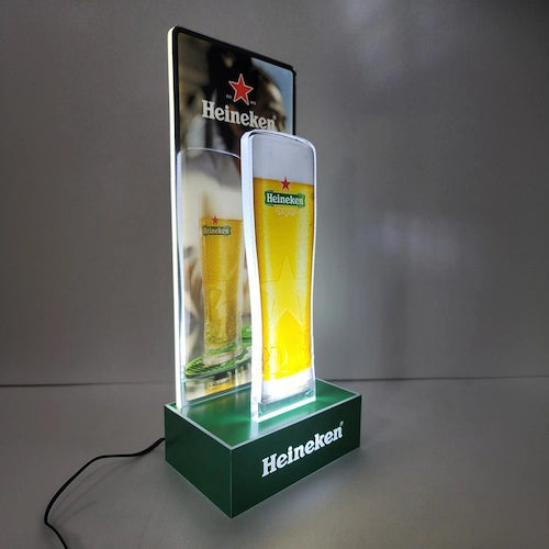ハイネケン,ビールグラスと背板. ビールグラスとバックパネルがレイヤー構造のバーカウンターライトサイン,バー・居酒屋,飲食店,ブランド強化