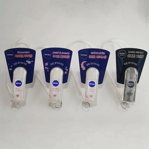 ニベア, 製品をミニチュア化した香りテスター, 什器に取付けて顧客が香りを直接試して購入へ, マグネット式で簡単設置, ショッピングモール, 百貨店, フランチャイズドラッグストア, 商業施設